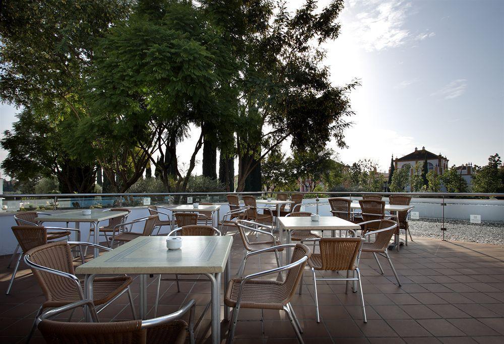 Hotel Abades Benacazón Екстериор снимка