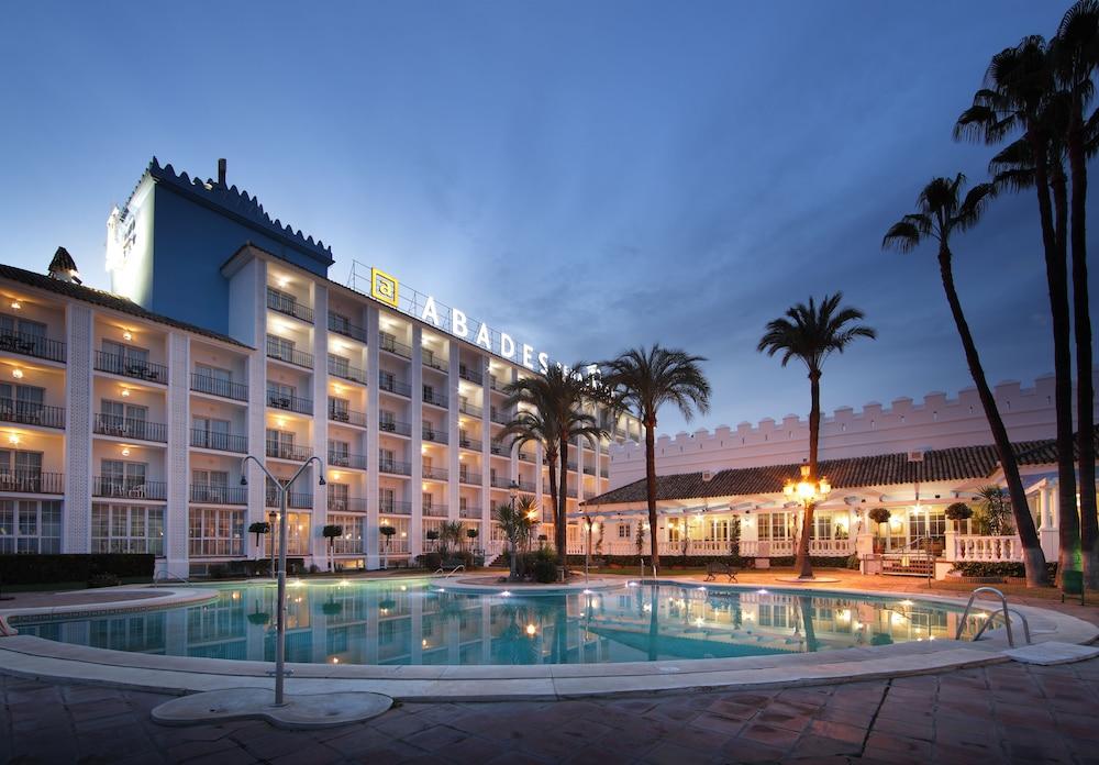 Hotel Abades Benacazón Екстериор снимка